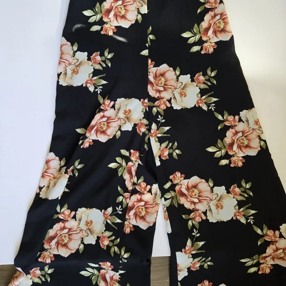 Revolve Likely Marlena Jumpsuit in Black Multi floral like new size 2 - Picture 6 of 10